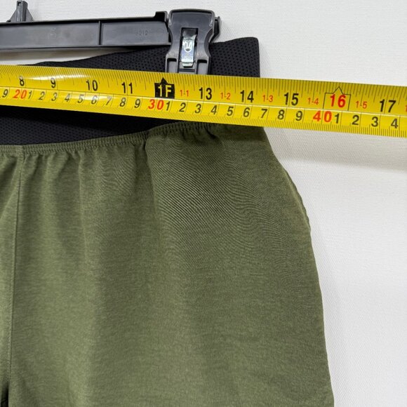 Asics Performance Shorts Mens M 10" Green Lightweight Gym Running - Picture 6 of 8